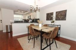 Picture of 350 Killarney Bay Court Unit 5, Winter Park, FL 32789