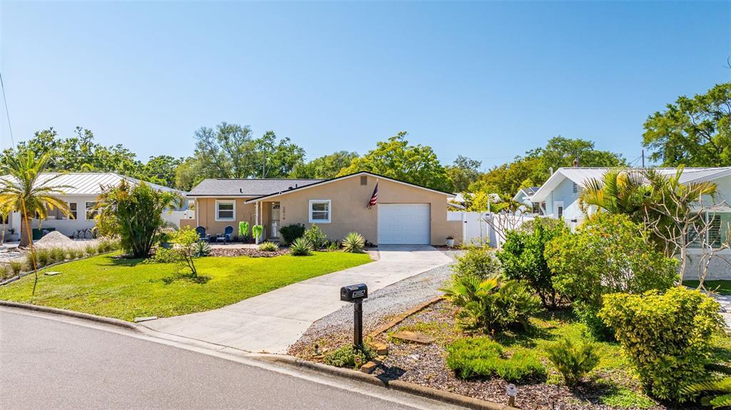 Picture of 2016 Culberson Avenue, Dunedin, FL 34698