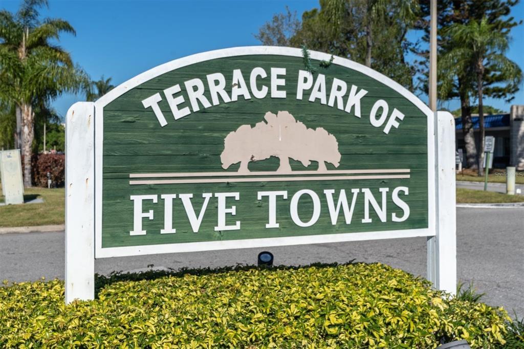 Picture of 8199 Terrace Garden Drive N Unit 212, St Petersburg, FL 33709