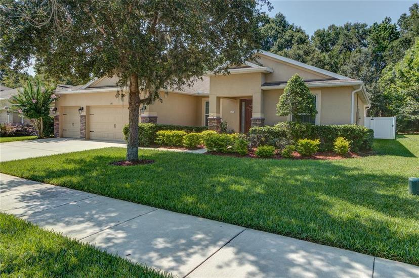 Picture of 619 Meadow Sage Drive, Deland FL 32724