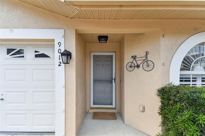 Picture of 9012 Antigua Drive, Seminole FL 33777