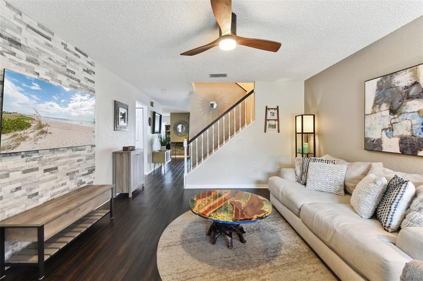 Picture of 9012 Antigua Drive, Seminole FL 33777