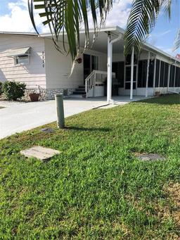 Picture of 2520 Longpine Lane, St Cloud, FL 34772