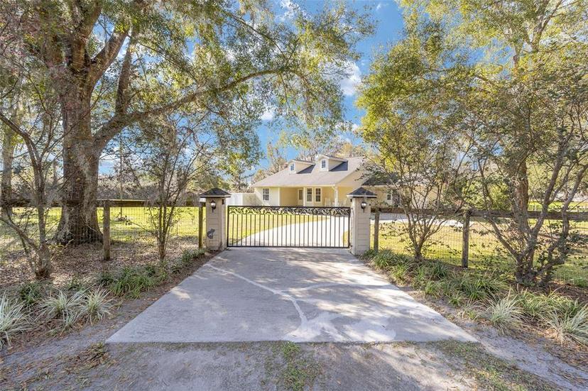 Picture of 18050 NW 144Th Avenue, Williston FL 32696