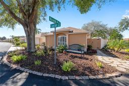 Picture of 922 Cancun Court, The Villages, FL 32159