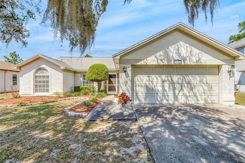 Picture of 13216 Parkhurst Court, Riverview FL 33569