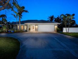 Picture of 721 Cadiz Road, Venice, FL 34285