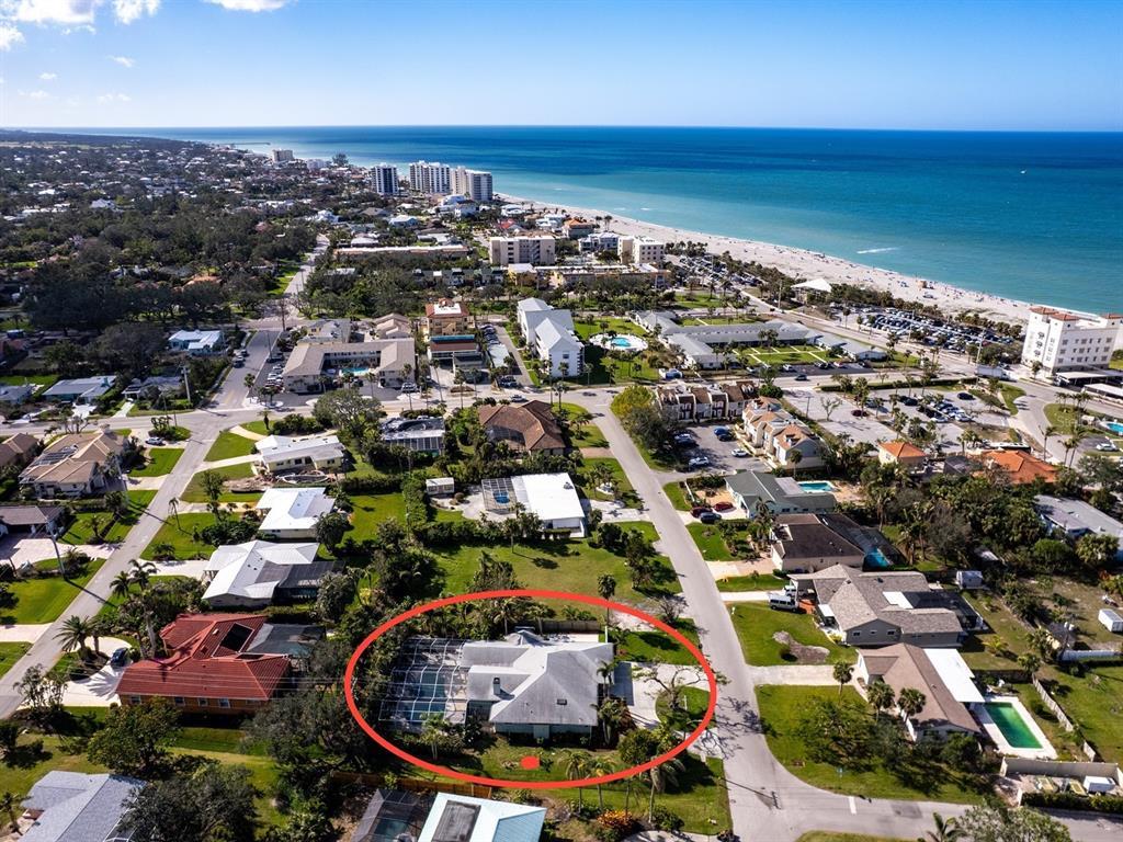 Picture of 721 Cadiz Road, Venice, FL 34285