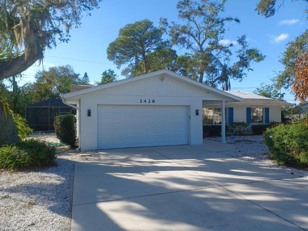 Picture of 2428 Whippoorwill Circle, Sarasota, FL 34231
