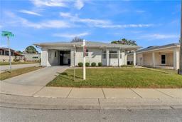 Picture of 3102 Pebble Bend Drive, Lakeland, FL 33810