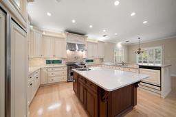 Picture of 1370 Pinellas Road, Belleair, FL 33756