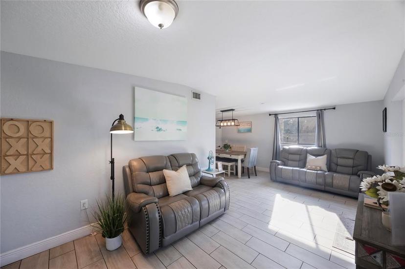 Picture of 9169 Robin Road, Seminole FL 33777