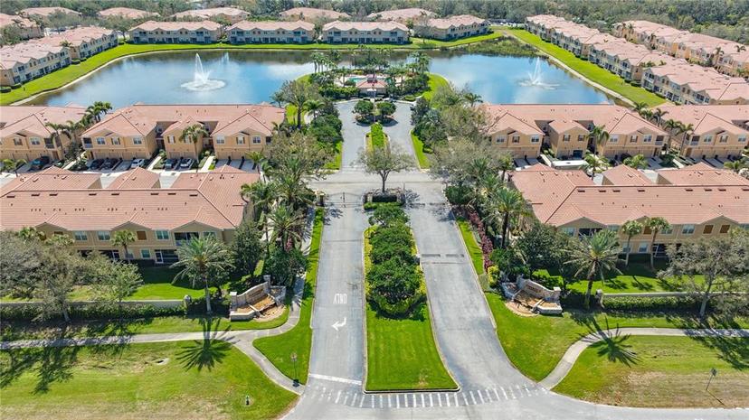 Picture of 3769 Parkridge Circle Unit 4-103, Sarasota FL 34243