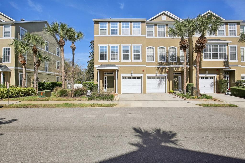Picture of 2967 Bayshore Pointe Drive, Tampa, FL 33611