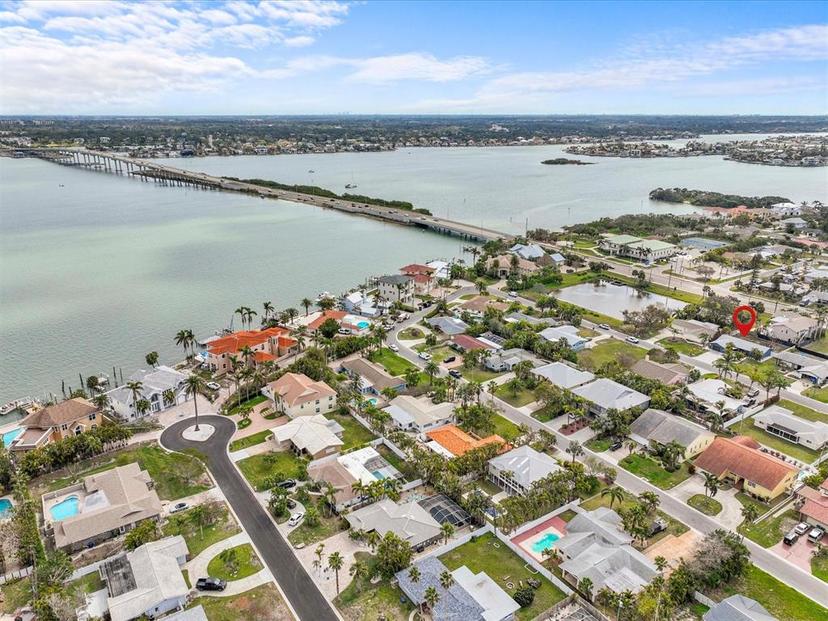 Picture of 114 12Th Street, Belleair Beach FL 33786