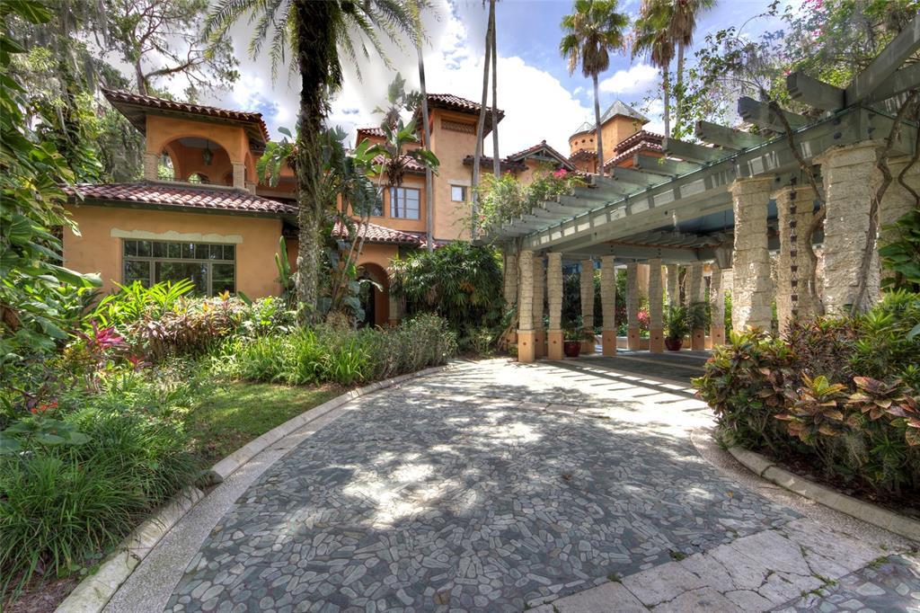 Picture of 9291 Point Cypress Drive, Orlando, FL 32836