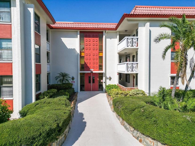 Picture of 2612 Pearce Drive Unit 210, Clearwater FL 33764