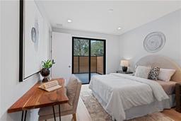Picture of 532 W Plaza Place Unit 2, Tampa, FL 33602
