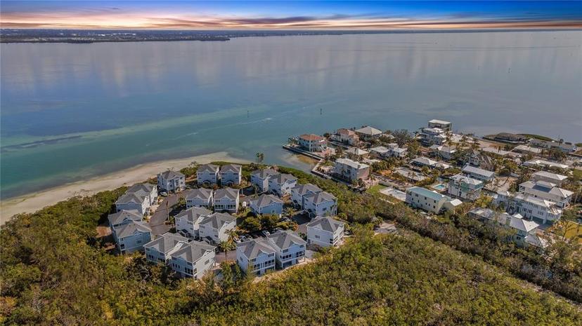 Picture of 858 Evergreen Way, Longboat Key FL 34228
