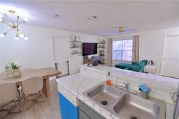 Picture of 974 Leeward Place Unit 205, Altamonte Springs, FL 32714