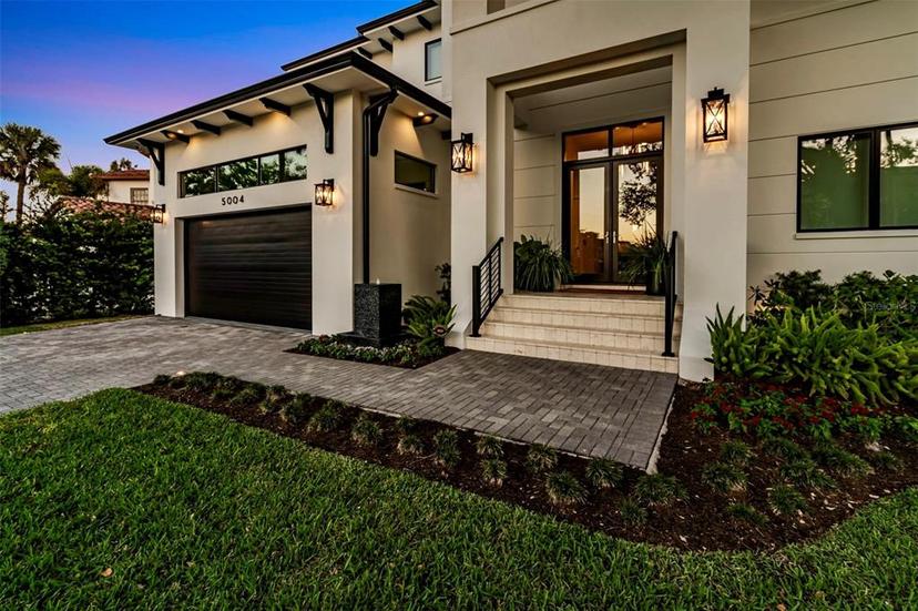 Picture of 5004 S The Riviera, Tampa FL 33609