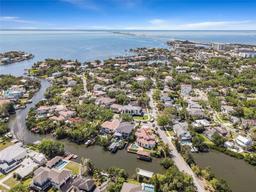 Picture of 5004 S The Riviera, Tampa, FL 33609