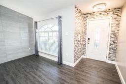 Picture of 2834 56Th Avenue Circle E, Bradenton, FL 34203