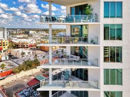Picture of 111 S Pineapple Avenue Unit 915, Sarasota, FL 34236