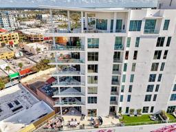 Picture of 111 S Pineapple Avenue Unit 915, Sarasota, FL 34236