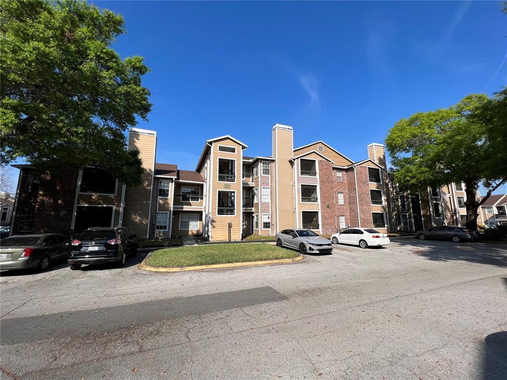 Picture of 4200 Thornbriar Lane Unit 208, Orlando, FL 32822