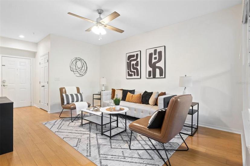 Picture of 1910 E Palm Avenue Unit 10301, Tampa FL 33605