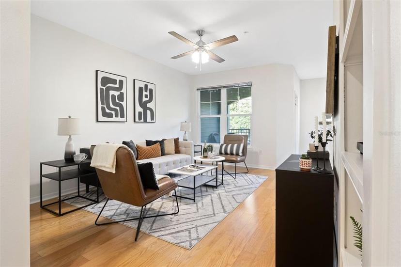 Picture of 1910 E Palm Avenue Unit 10301, Tampa FL 33605