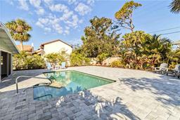 Picture of 432 Palmetto Court, Venice, FL 34285