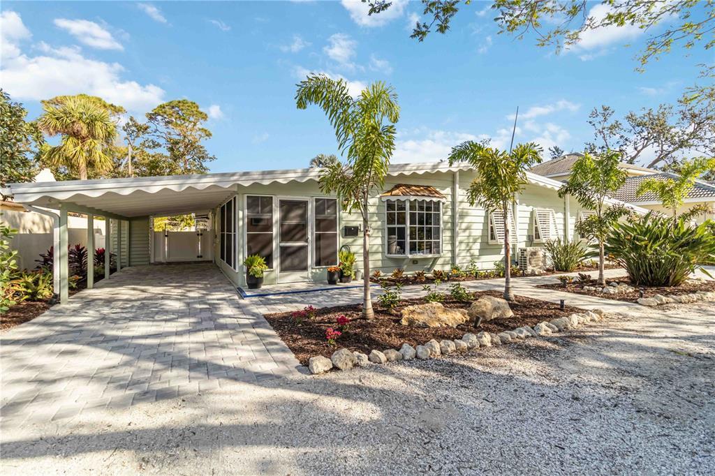 Picture of 432 Palmetto Court, Venice, FL 34285