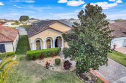 Picture of 323 Villa Sorrento Circle, Haines City, FL 33844