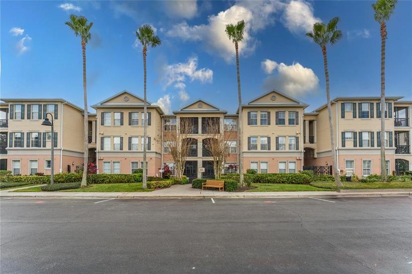 Picture of 8168 Boat Hook Loop Unit 707, Windermere FL 34786