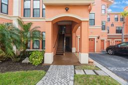 Picture of 2747 Via Capri Unit 1122, Clearwater, FL 33764