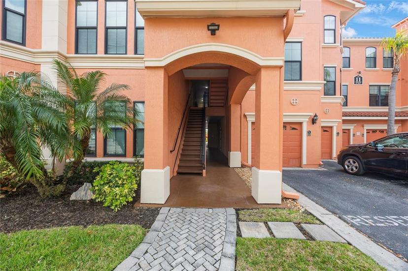 Picture of 2747 Via Capri Unit 1122, Clearwater FL 33764