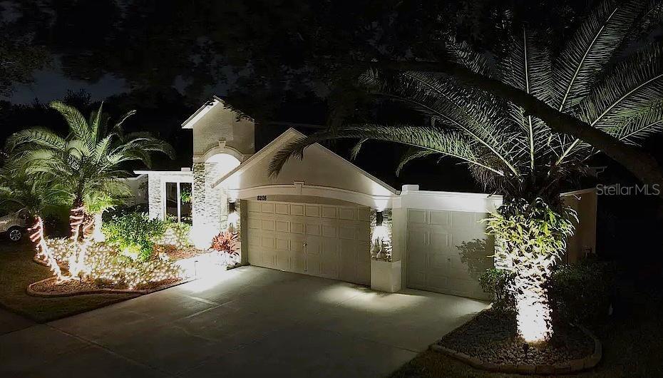 Picture of 8208 Pinewood Run Court, Tampa, FL 33647