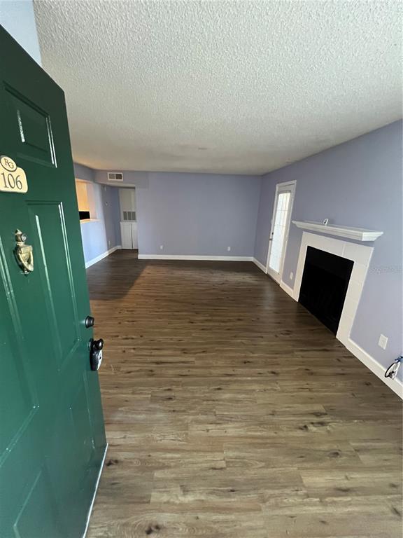 Picture of 5587 Devonbriar Way Unit 106, Orlando FL 32822