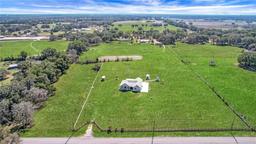 Picture of 1679 E County Road 462, Wildwood, FL 34785