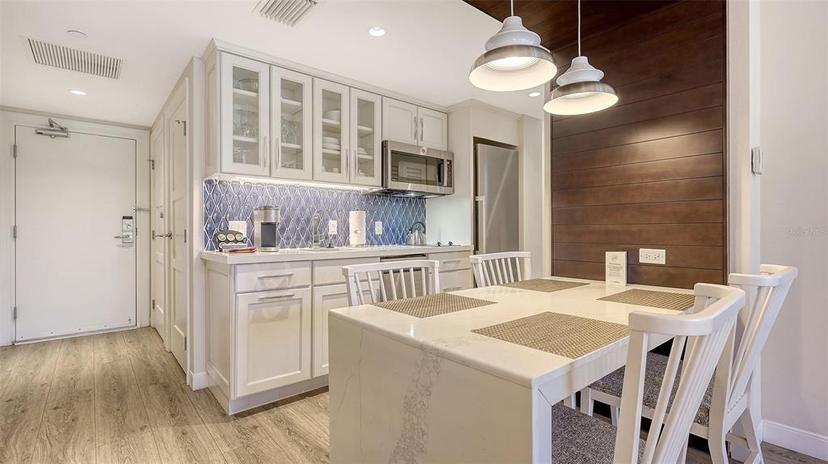Picture of 250 Sands Point Road Unit 5101, Longboat Key FL 34228