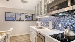 Picture of 250 Sands Point Road Unit 5101, Longboat Key, FL 34228