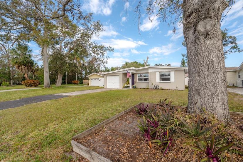 Picture of 1773 Ezelle Avenue, Largo FL 33770
