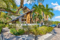 Picture of 5236 Siesta Cove Drive, Sarasota, FL 34242
