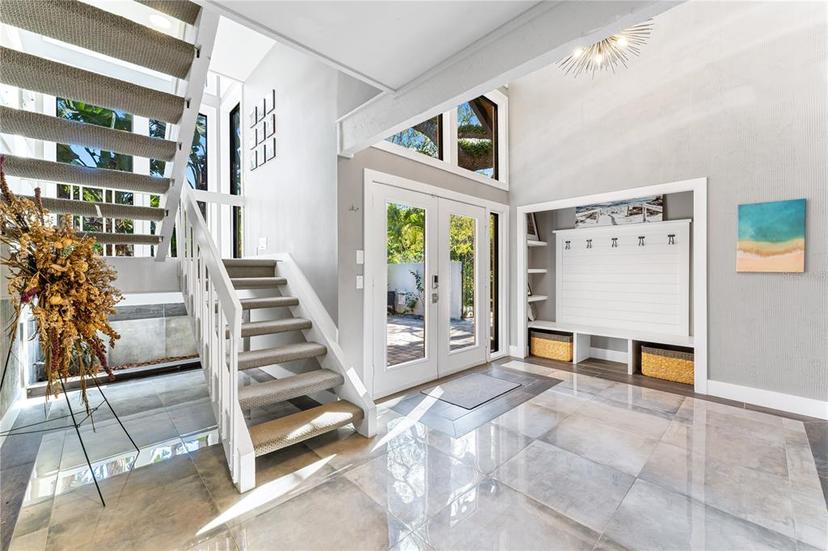 Picture of 5236 Siesta Cove Drive, Sarasota FL 34242