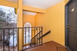 Picture of 4536 Commander Drive Unit 1537, Orlando, FL 32822