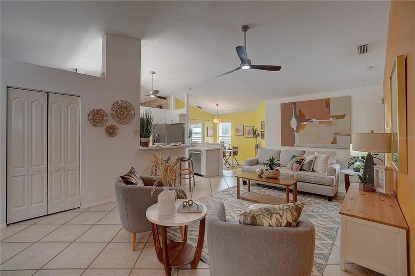 Picture of 1875 Oak Branch Drive, Sarasota FL 34232