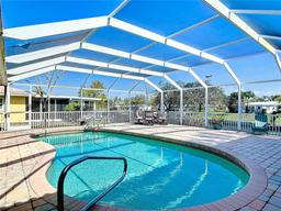 Picture of 2 Windsor Drive, Englewood, FL 34223
