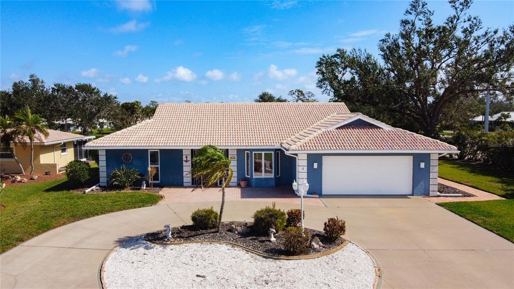 Picture of 2 Windsor Drive, Englewood, FL 34223